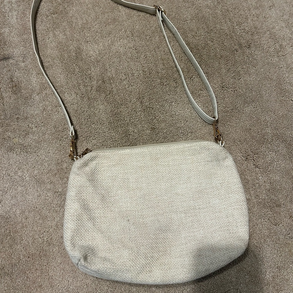 Jen & Co Cream Crossbody Bag Neutral Minimal Vegan Leather Strap Gold Hardware - Picture 4 of 8